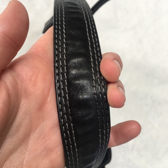 Classic black Coach purse - Picture 4 of 5